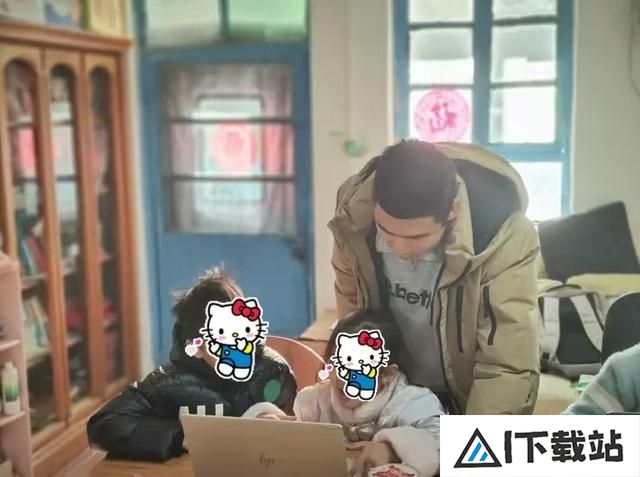 一个90后程序员的公益实践：为流动儿童科普AI，然后互相治愈
