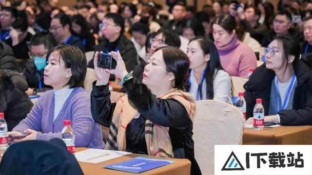 “央馆人工智能课程”规模化应用第三期试点工作启动活动成功举办 “央馆人工智能课程”规模化应用第三期试点工作启动活动成功举办