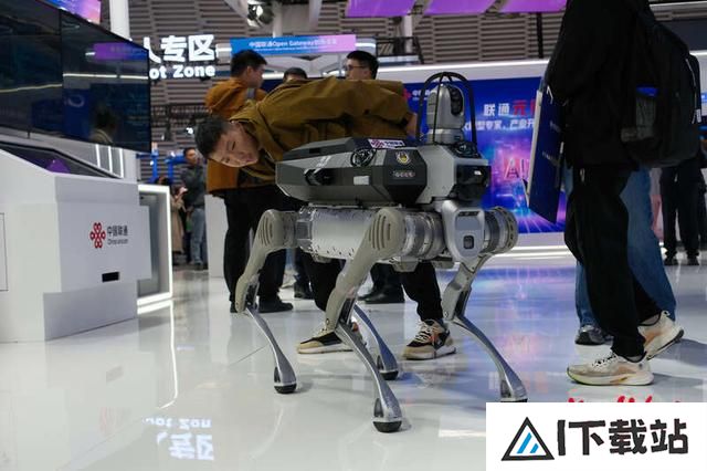 在互联网之光“玩转”人工智能 在互联网之光“玩转”人工智能