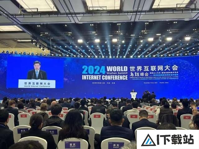 庄荣文：人工智能是新一轮科技革命和产业变革的重要驱动力量