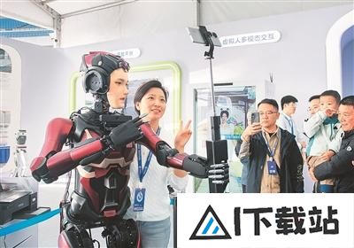 推动人工智能成为“底座技术” 推动人工智能成为“底座技术”