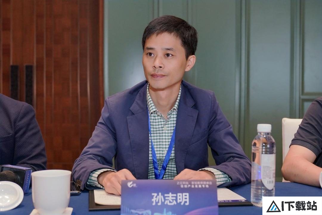 AI触手可及,我们应该做些什么? AI触手可及,我们应该做些什么?