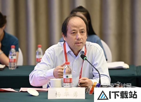 人工智能赋能新型工业化:宁波院士专家献策与实践探讨 人工智能赋能新型工业化:宁波院士专家献策与实践探讨