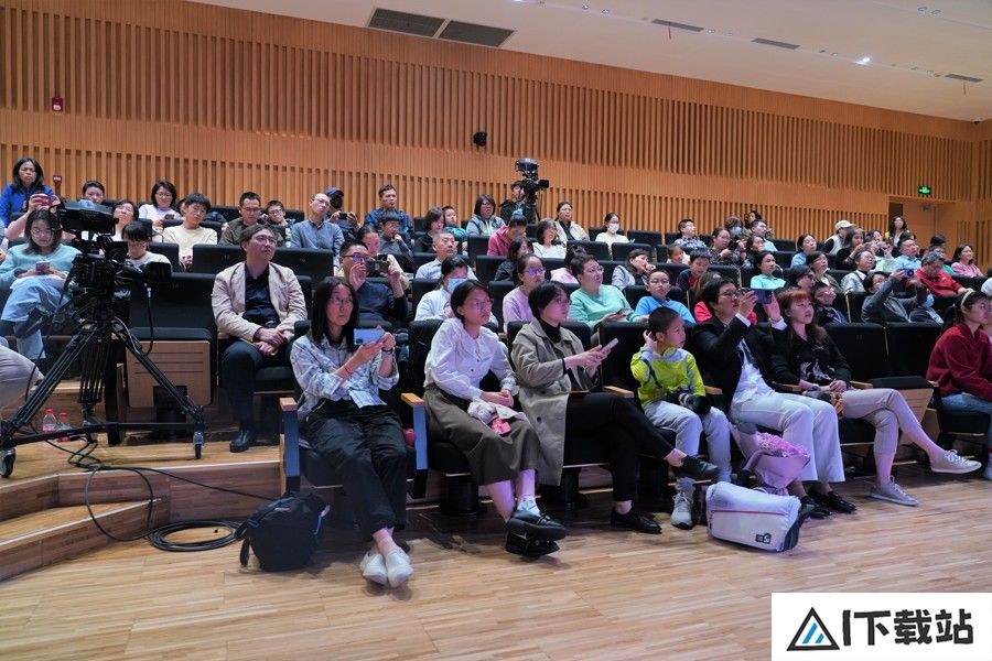 人工智能给外语学习带来冲击，今天为什么还要认真学好外语？