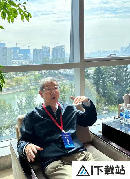 中国科学院院士陈润生：人工智能大模型仍在发展初期生物医药行业的应用刚刚开始